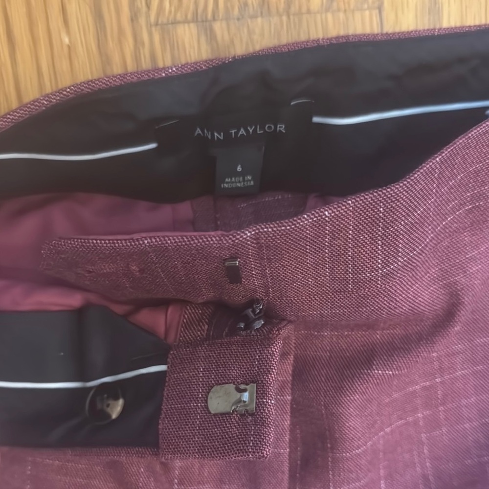 Ann Taylor “the Ankle Pant” - Women's Pants - Picture 3 of 3